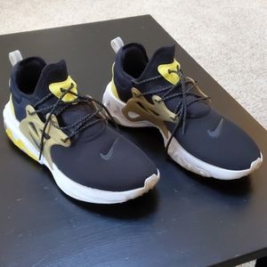 Nike Presto (brutal honey)
